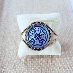 Sundial bracelet by Sara Blaine/esbe